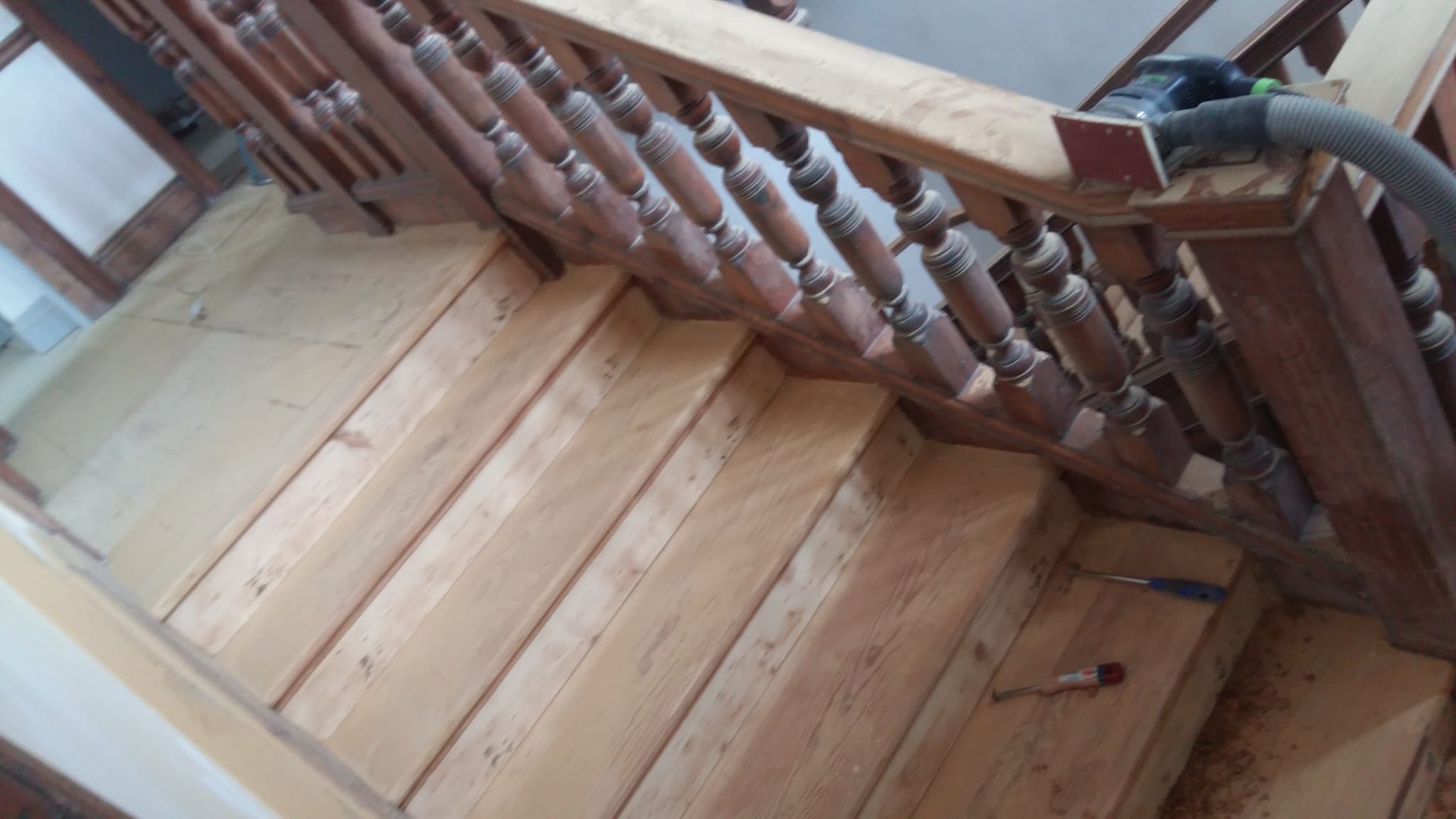 Staircase sanding
